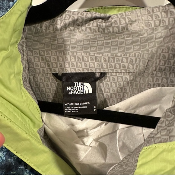 THE NORTH FACE PRINTED ALTA VISTA JACKET - WOMENS - Picture 6 of 11